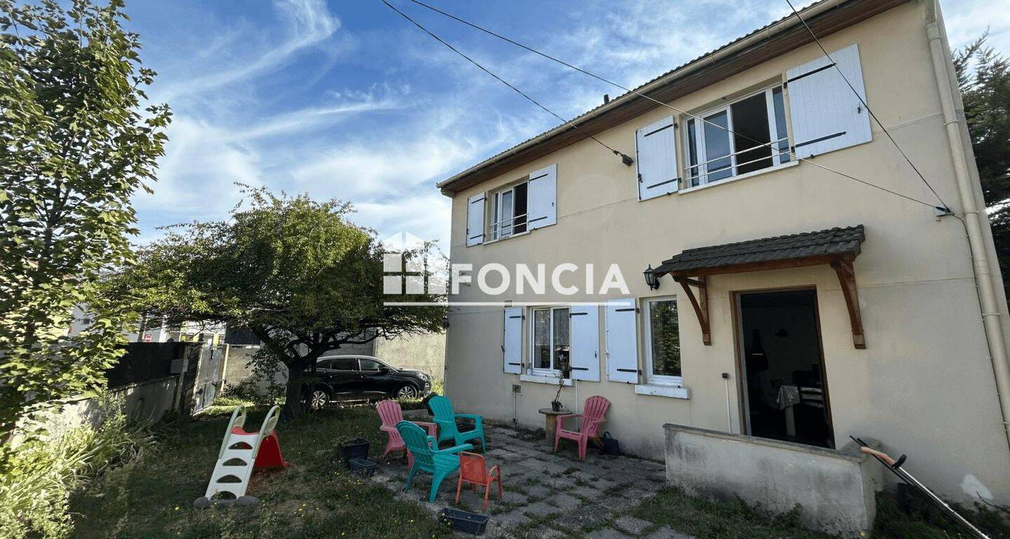 Maison 4 pièces 104 m² · à Argenteuil · 104 m² · 359 000 €