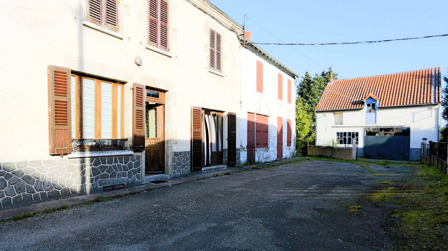 Maison Espinasse 7 pièce(s) 157 m2