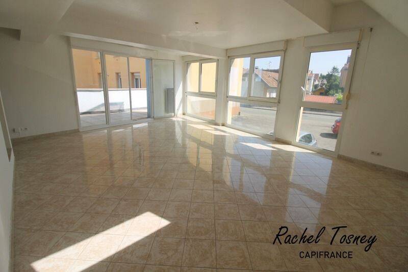 Appartement 5 pièces 134 m² · à Belfort · 134 m² · 115 000 €