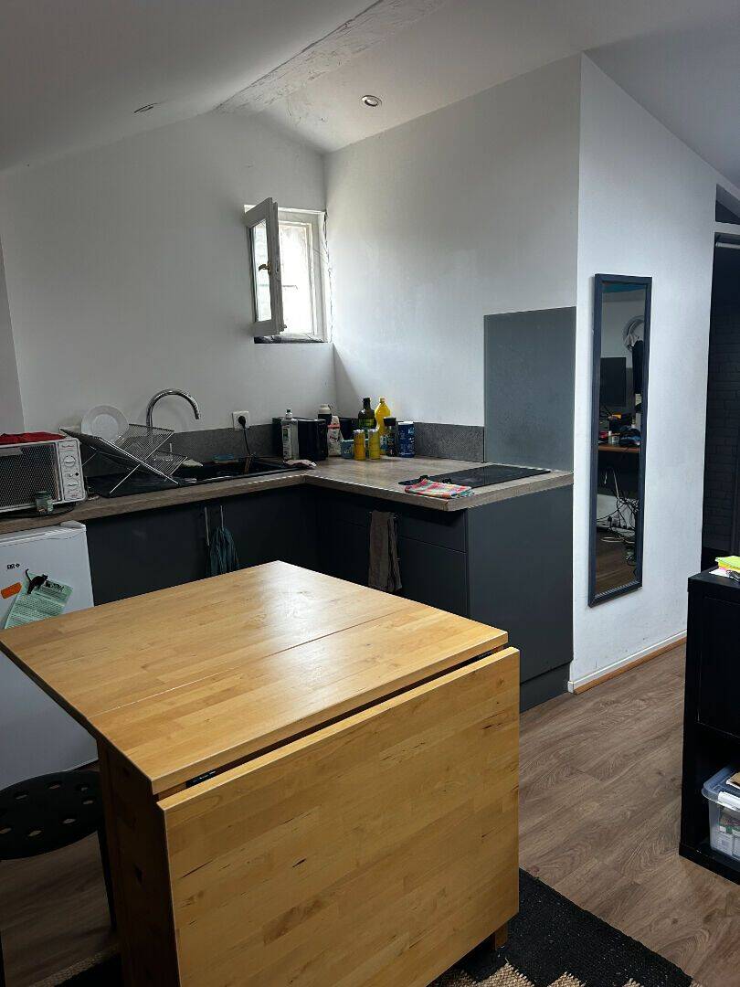 Appartement 1 pièce 14 m² · à Bordeaux · 13,8 m² · 584 €/mois