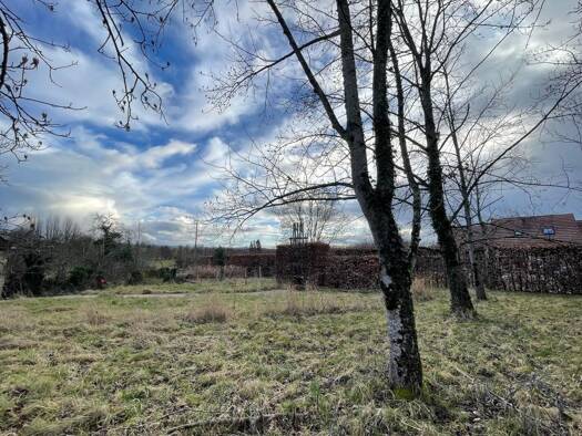 Terrain constructible à vendre 34 000 € 920 m² de terrain Aumont 39800