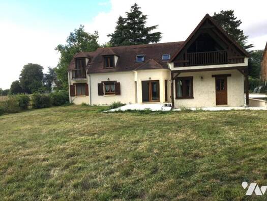 Maison à vendre 395 000 € 7 pièces 4 chambres 186 m² 2 097 m² de terrain La Chapelle-Forainvilliers 28500