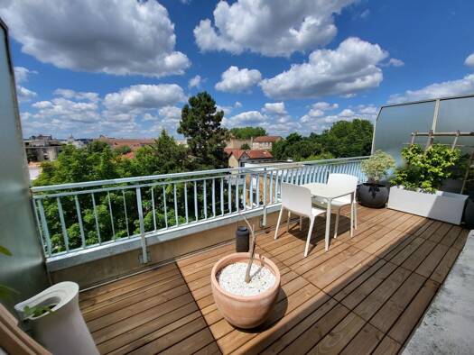 Appartement à vendre 368 000 € 2 pièces 1 chambre 46,6 m² Étage 4/4 Centre Le Vésinet 78110