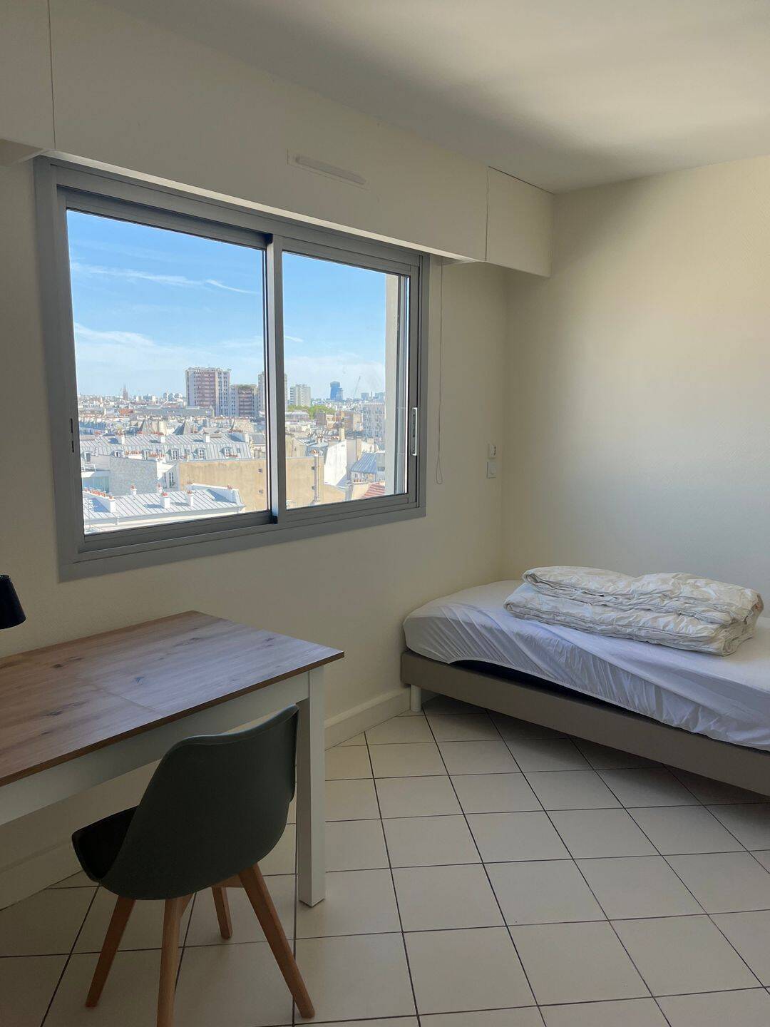 Appartement 1 pièce 18 m² · à Paris 10ème Arrondissement · 18 m² · 839 €