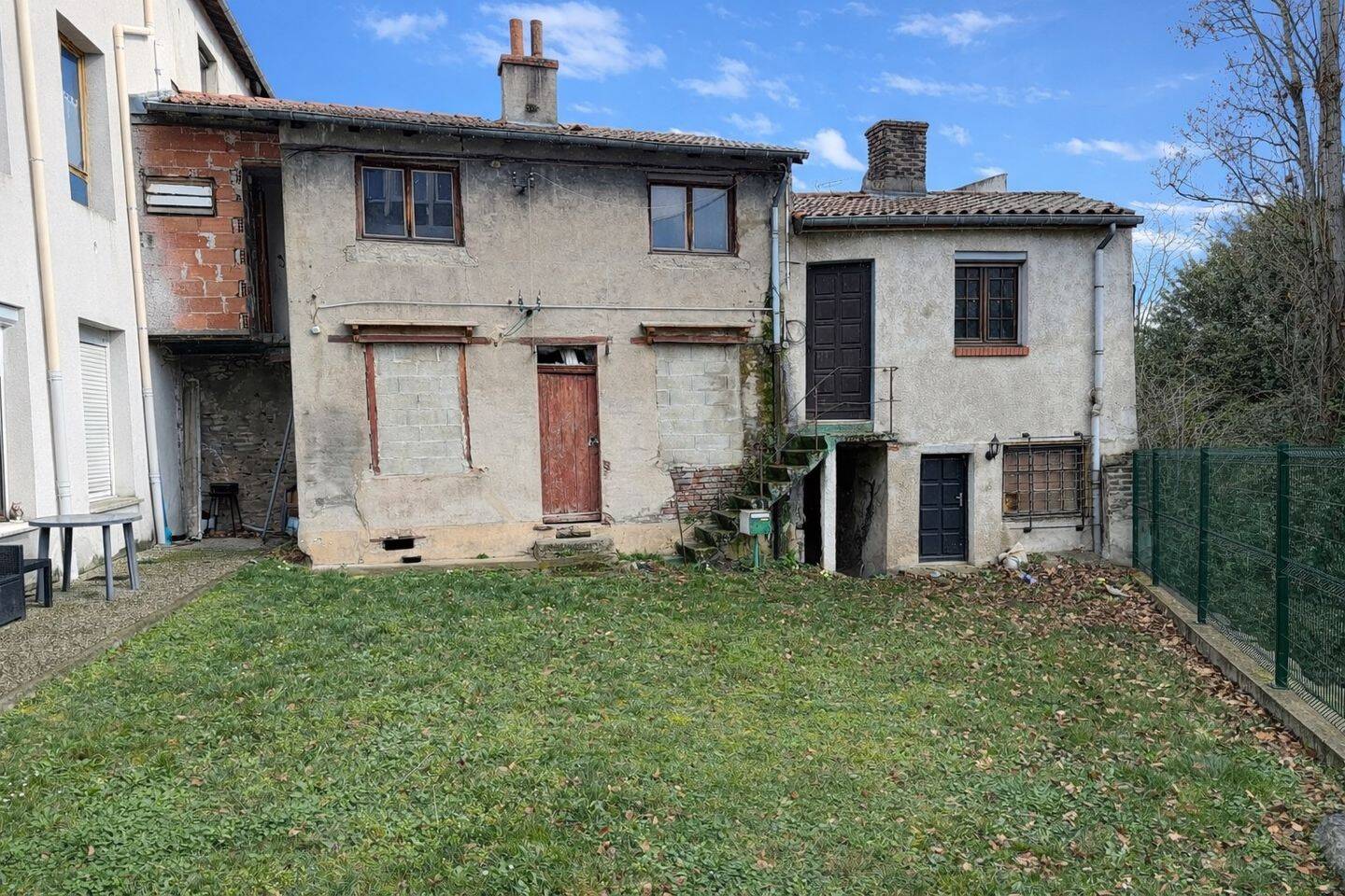 Appartement 4 pièces 66 m² · à Saint-Étienne · 66 m² · 37 000 €