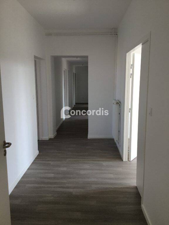 Appartement 6 pièces 114 m² · à Montfaucon-d'Argonne · 114 m² · 580 €/mois