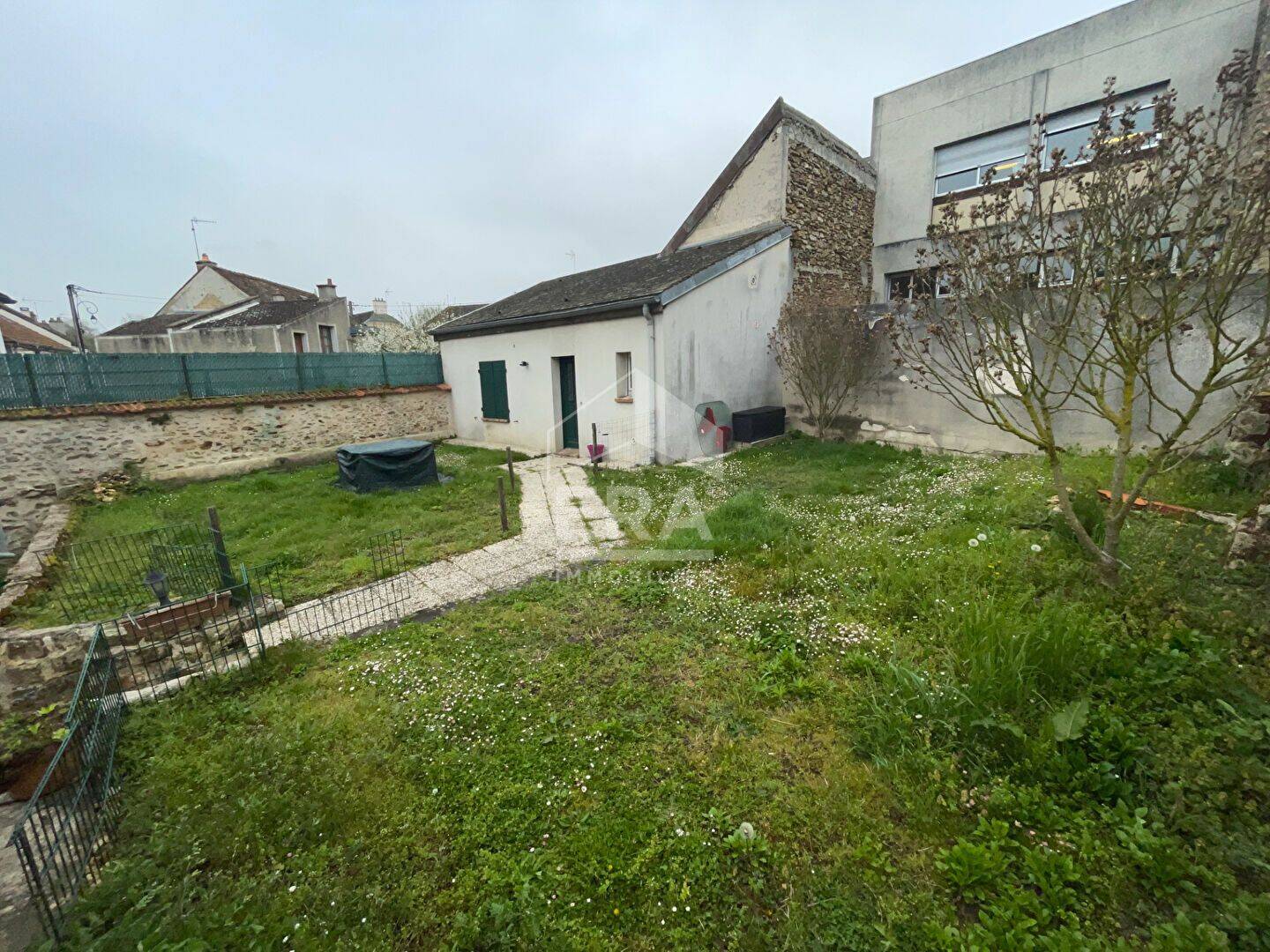 Maison 1 pièce 25 m² · à Ozouer-le-Voulgis · 24,9 m² · 650 €/mois