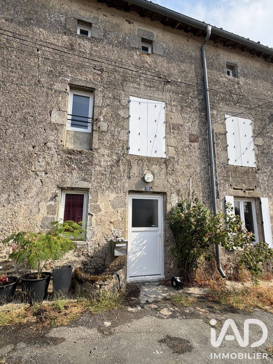Maison 4 pièces 97 m² · à Azay-sur-Thouet · 97 m² · 650 €