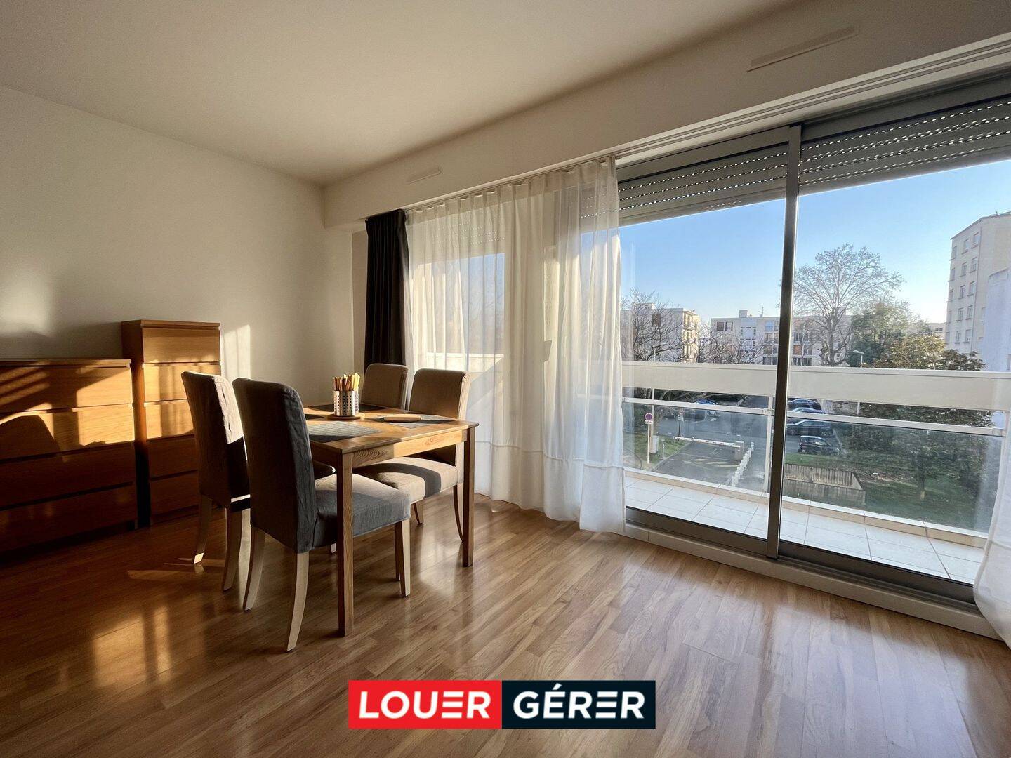 Appartement 2 pièces 45 m² · à Courbevoie · 45 m² · 1 460 €/mois