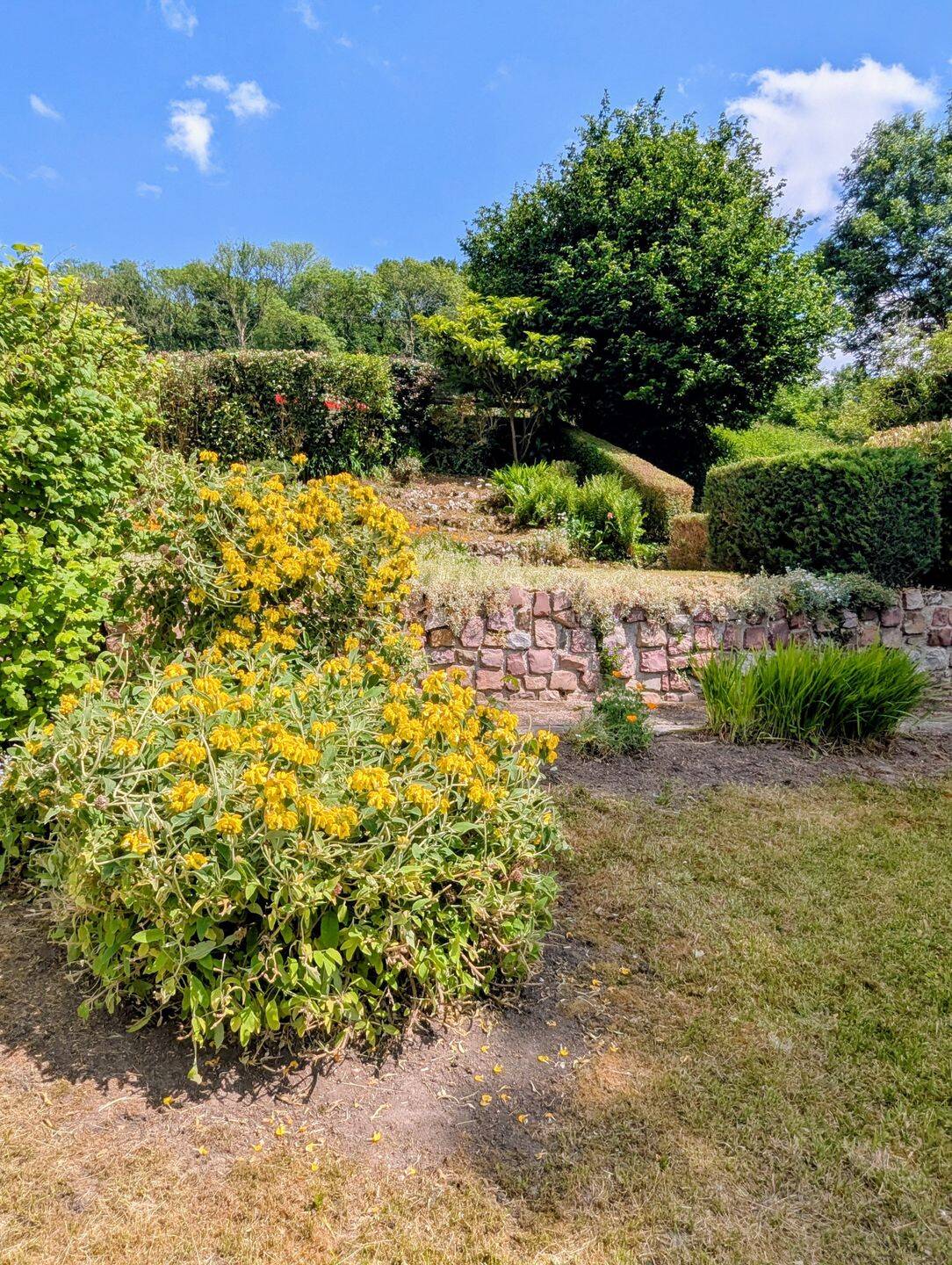 Maison 8 pièces 171 m² · à Lillebonne · 171 m² · 157 000 €