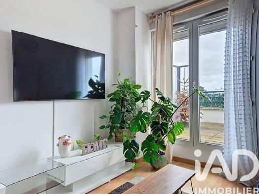 Appartement à vendre 139 900 € 1 pièce 35 m² Étage 3/3 Le Lac-Briques Rouges Vigneux-sur-Seine 91270