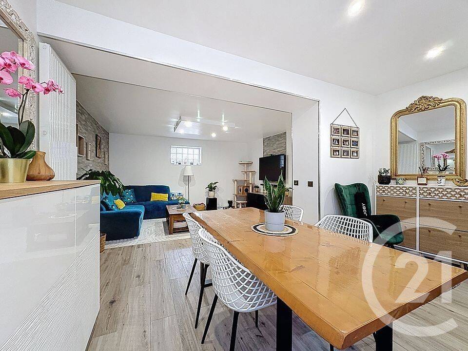 Maison 5 pièces 113 m² · à Villecresnes · 113,4 m² · 345 000 €