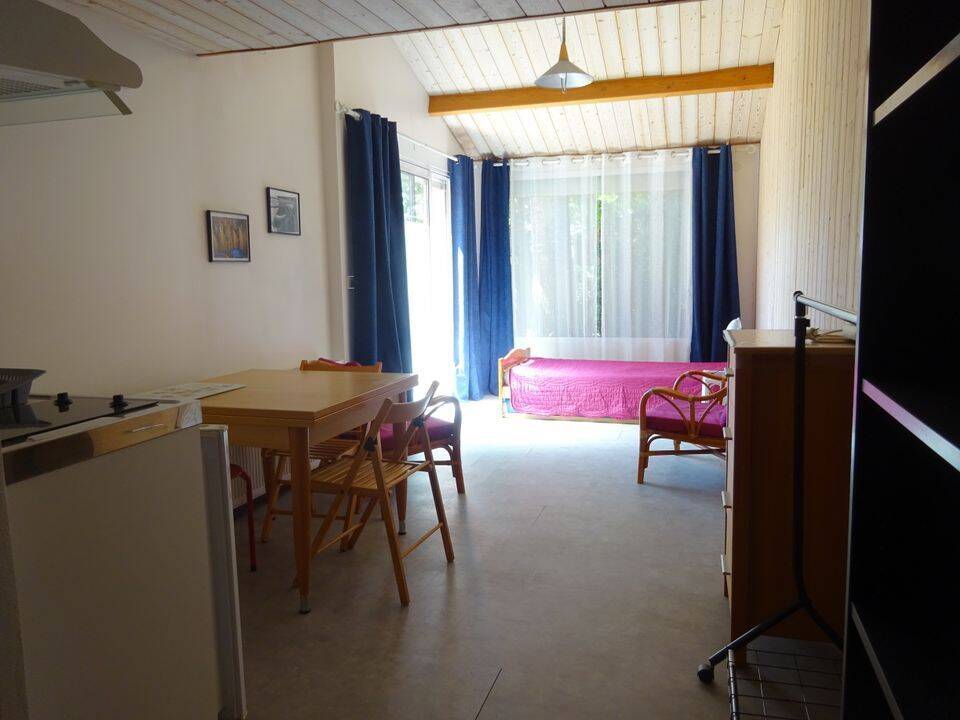 Appartement 1 pièce 25 m² · à Nantes · 25 m² · 360 €
