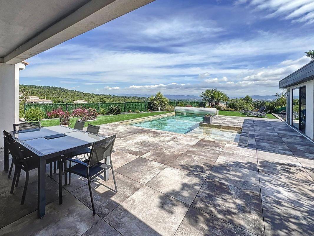 Maison 7 pièces 159 m² · à Fréjus · 158,6 m² · 1 145 000 €