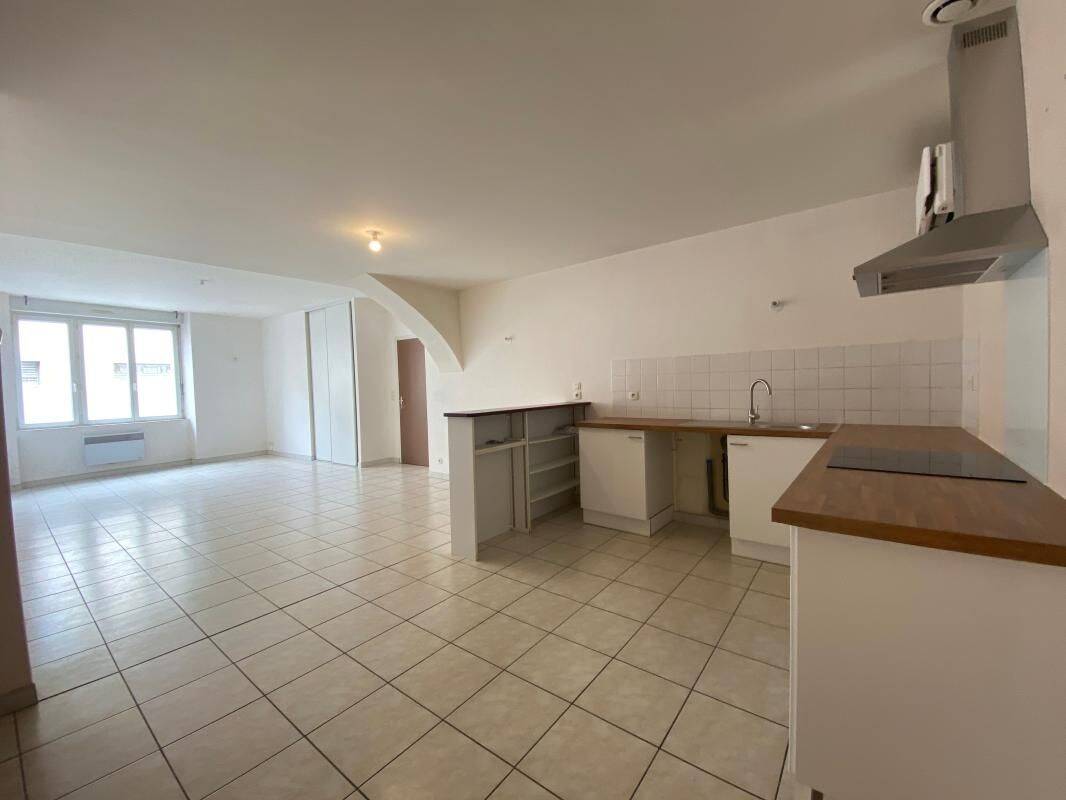 Appartement 2 pièces 78 m² · à Castres · 78,5 m² · 430 €