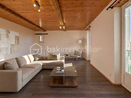 Appartement à vendre 142 000 € 4 pièces 3 chambres 116 m² Étage 2/2 Dieulefit 26220
