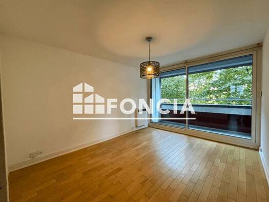 Appartement à louer 745 € 3 pièces 2 chambres 56,4 m² 2ème étage L'Ecorchade Chamalières 63400