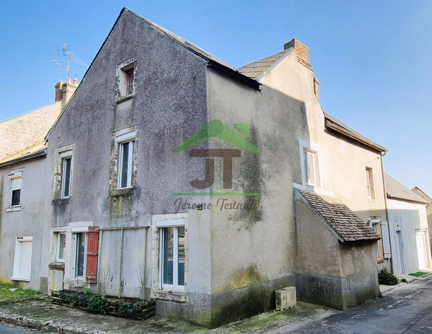 Maison 6 pièces 106 m² · à Terminiers · 105,7 m² · 92 500 €