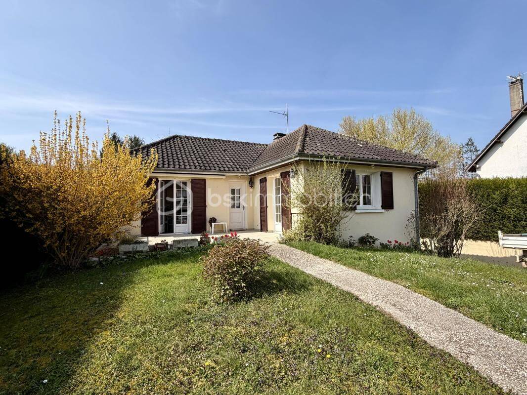 Maison 6 pièces 85 m² · à Laroche-Saint-Cydroine · 85 m² · 160 000 €