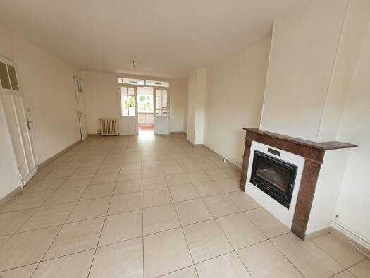 Maison à louer 1 290 € 5 pièces 4 chambres 110 m² 110 m² de terrain Templemars 59175