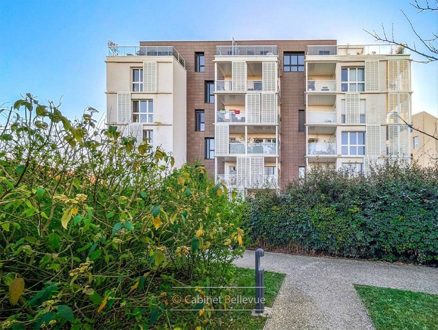 Appartement 3 pièces 59 m² · à Issy-les-Moulineaux · 59,4 m² · 449 000 €