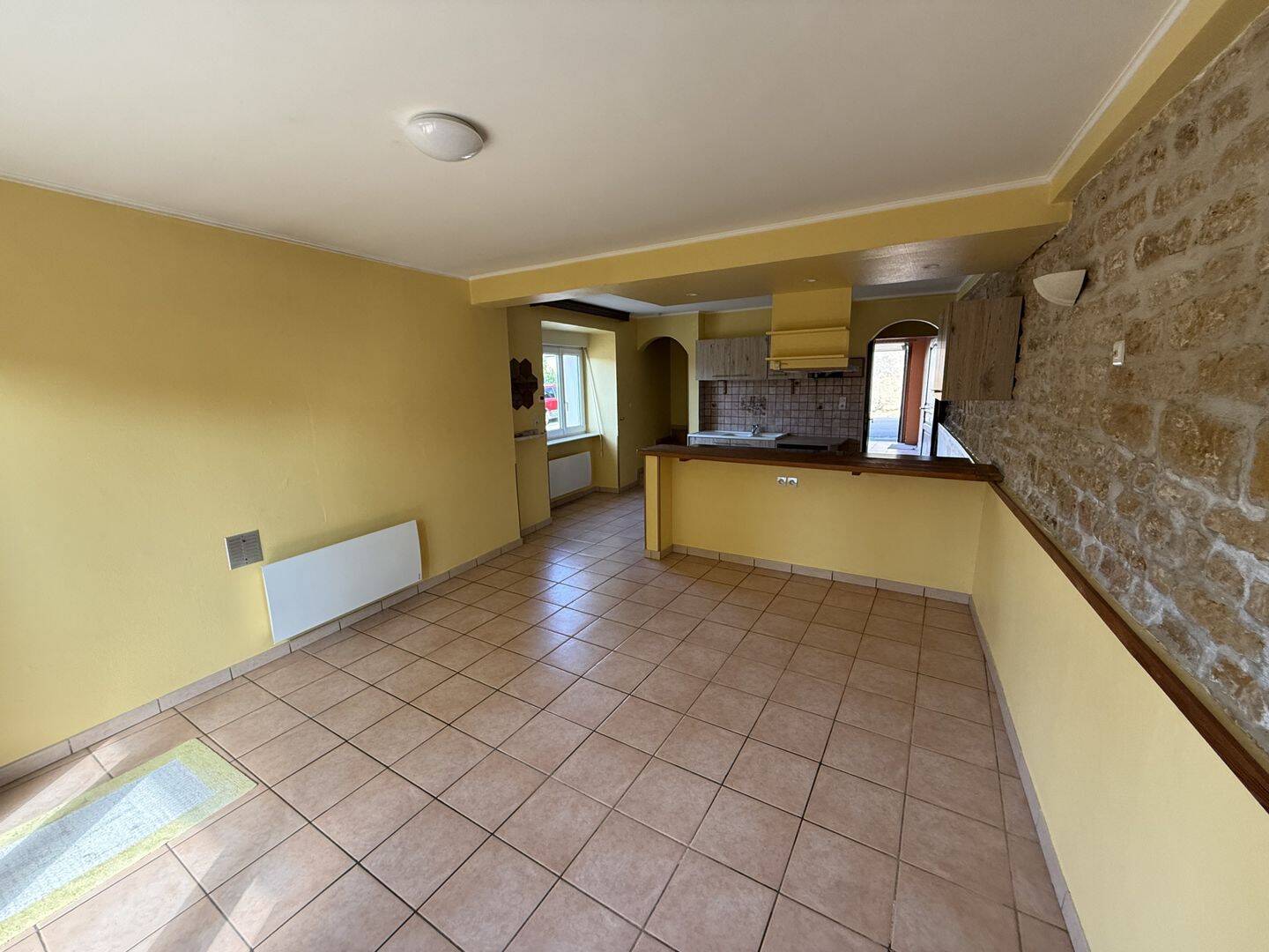 Maison 4 pièces 87 m² · à Villers-le-Rond · 87 m² · 900 €/mois