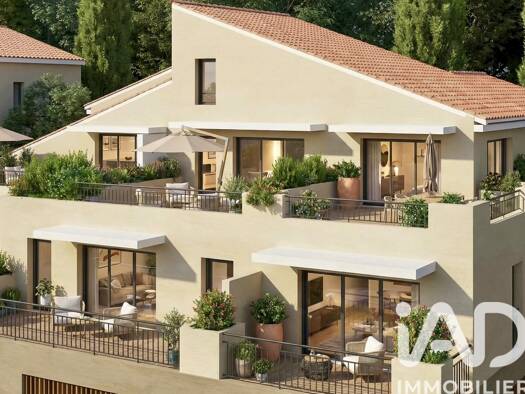 Appartement à vendre 375 000 € 3 pièces 2 chambres 67 m² Étage 1/2 La Palasse Toulon 83100