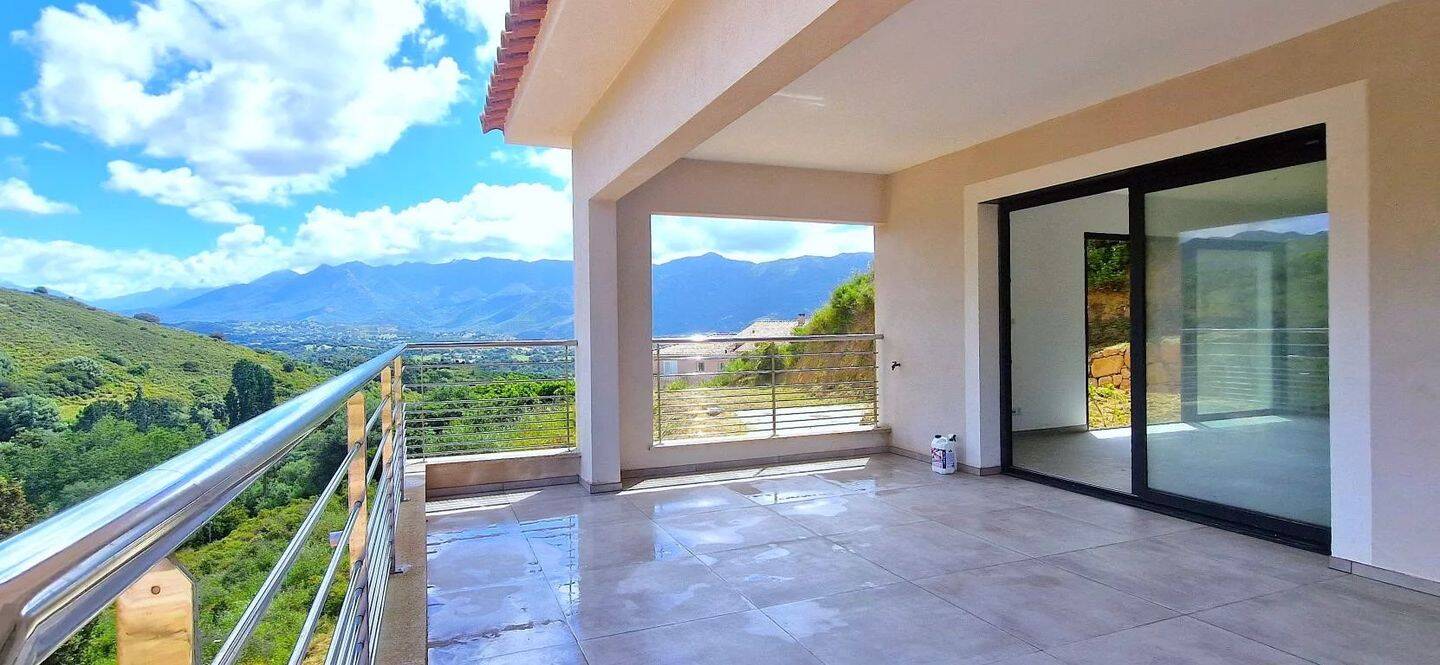 Maison 4 pièces 105 m² · à Afa · 105 m² · 525 000 €