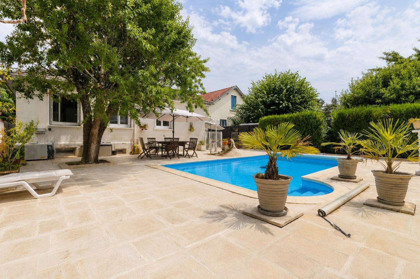 Maison 4 pièces 68 m² · à Dijon · 68 m² · 360 000 €