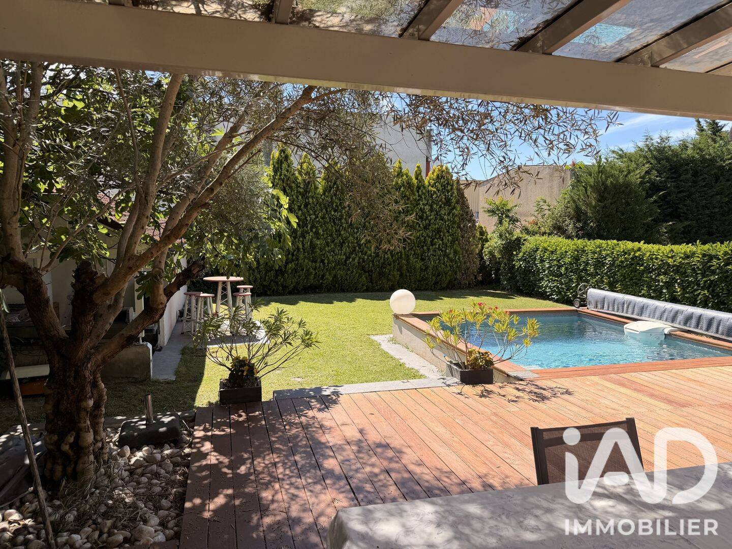 Maison 5 pièces 124 m² · à Vaulx-en-Velin · 124 m² · 480 000 €