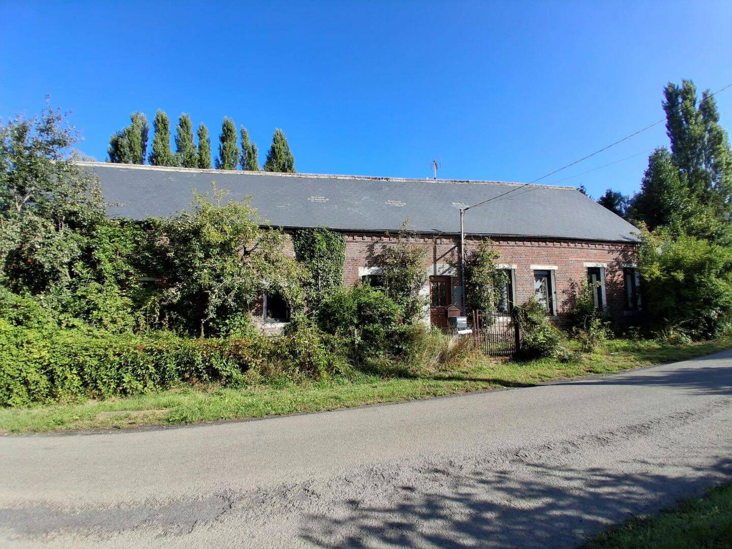 Maison 5 pièces 136 m² · à Le Favril · 136 m² · 242 000 €