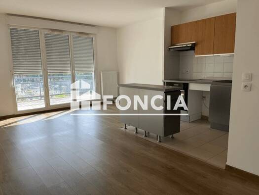 Appartement à louer 1 191 € 3 pièces 2 chambres 62,4 m² 2ème étage Richelieu Verneuil-sur-Seine 78480