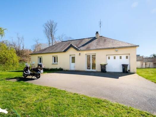 Maison de plain-pied à vendre 200 336 € 5 pièces 3 chambres 82 m² 816 m² de terrain Saint-Thégonnec Loc-Eguiner 29410