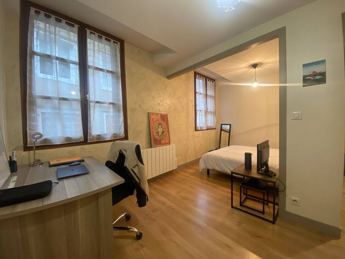 Appartement 1 pièce 25 m² · à Limoges · 25 m² · 350 €