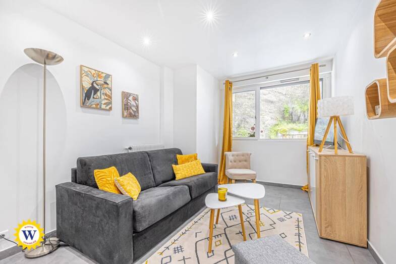 Appartement à vendre 105 000 € 1 pièce 17,1 m² 1er étage La Madeleine Nice 06000