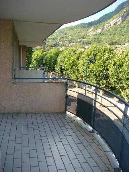 Appartement 3 pièces 65 m² · à Grenoble · 65,4 m² · 844 €
