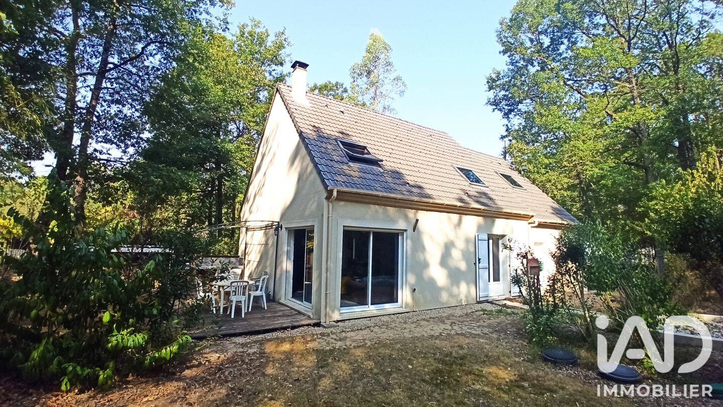Maison 6 pièces 133 m² · à Sommecaise · 133 m² · 177 000 €