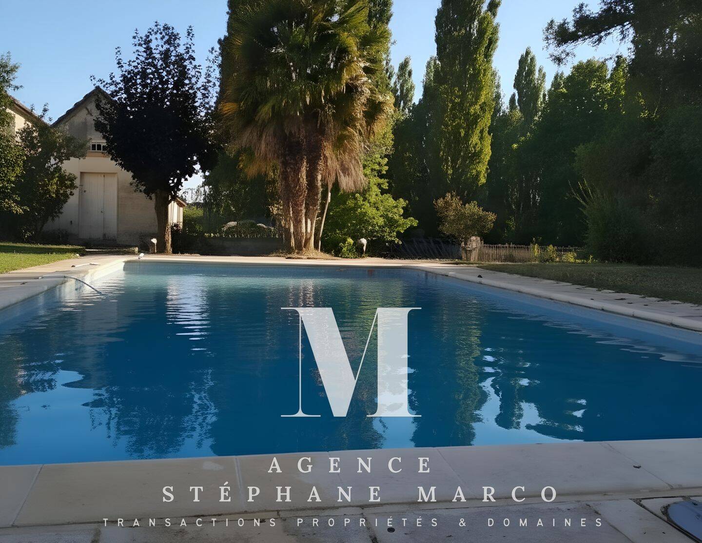 Maison 8 pièces 240 m² · à Saintes · 240 m² · 367 500 €