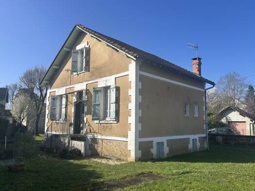 Maison à vendre 146 000 € 6 pièces 3 chambres 110 m² 618 m² de terrain Mussidan 24400