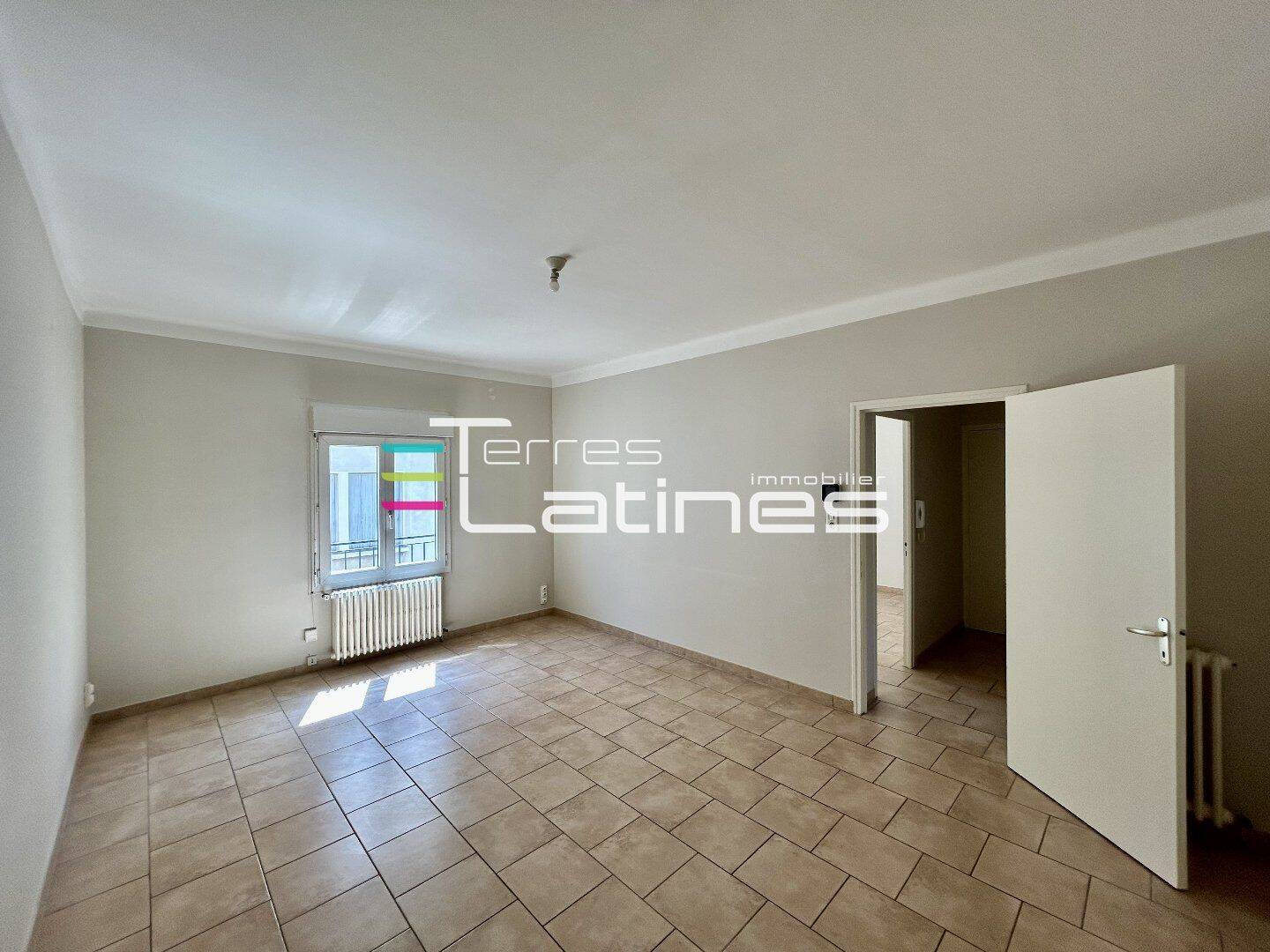 Appartement 2 pièces 49 m² · à Nîmes · 49 m² · 560 €