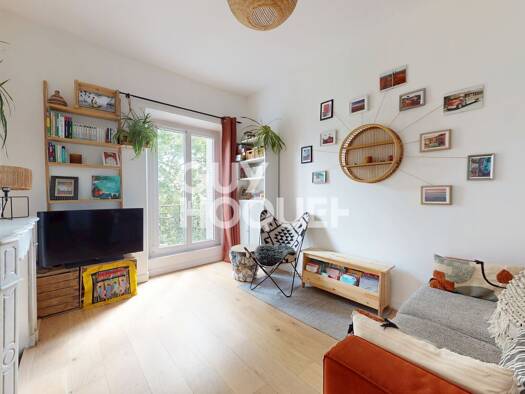 Appartement à vendre 225 900 € 3 pièces 2 chambres 52,6 m² Étage 1/2 Cernay Ermont 95120