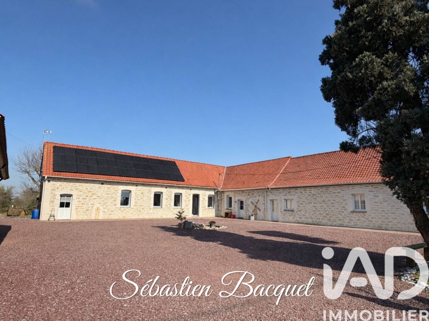 Maison 14 pièces 371 m² · à Saint-Pol-sur-Ternoise · 370,9 m² · 649 500 €