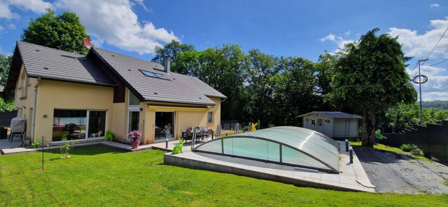 Maison 8 pièces 242 m² · à Saint-Dié-des-Vosges · 241,5 m² · 349 000 €