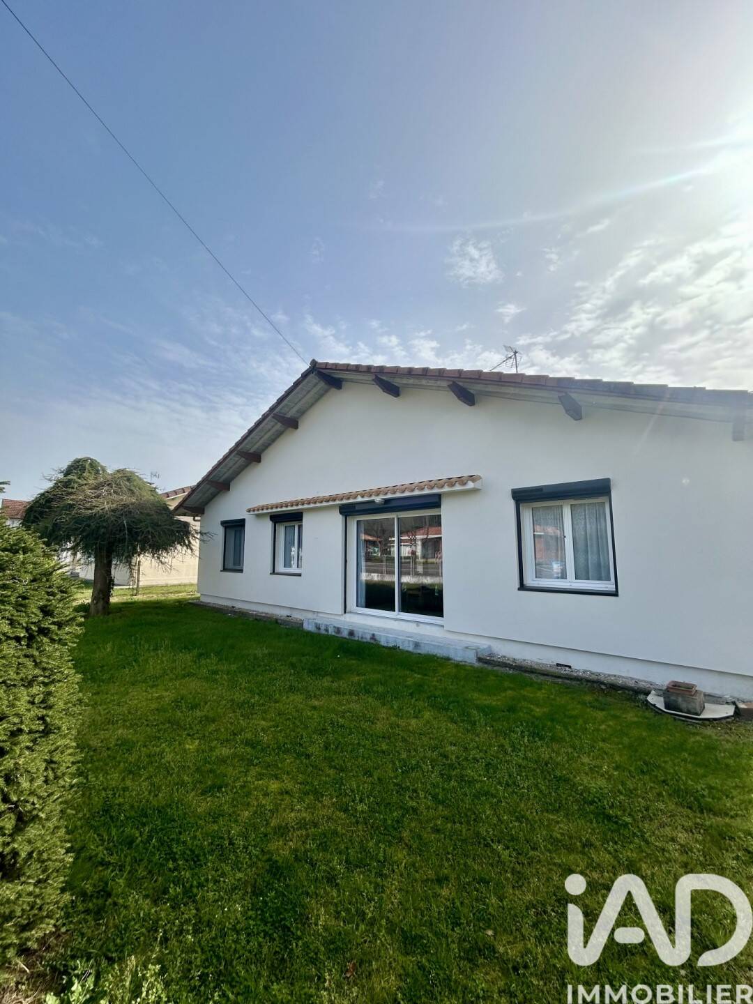 Maison 5 pièces 95 m² · à Lesperon · 95 m² · 235 000 €