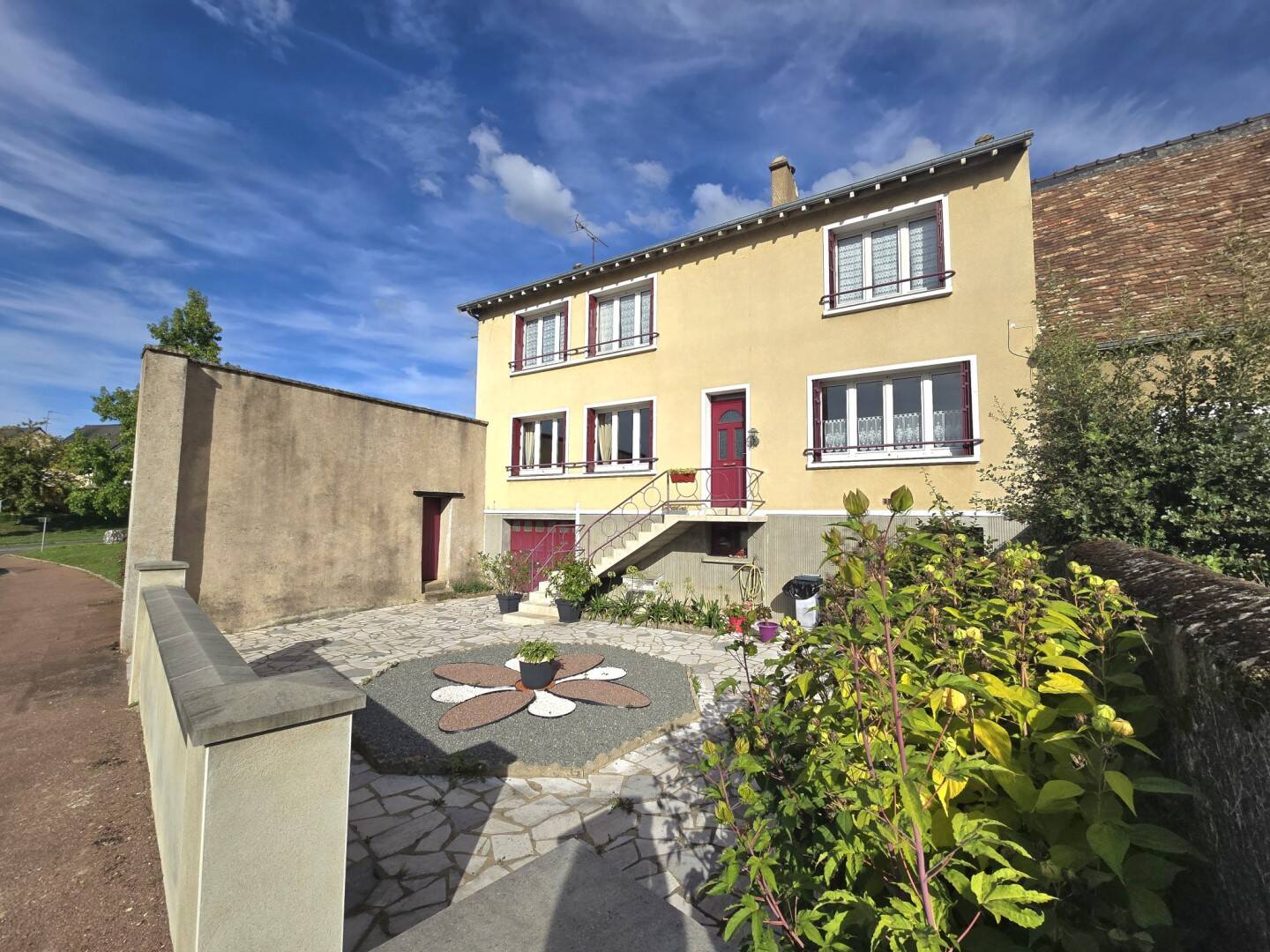 Maison 6 pièces 140 m² · à Juigné-sur-Sarthe · 140 m² · 159 250 €