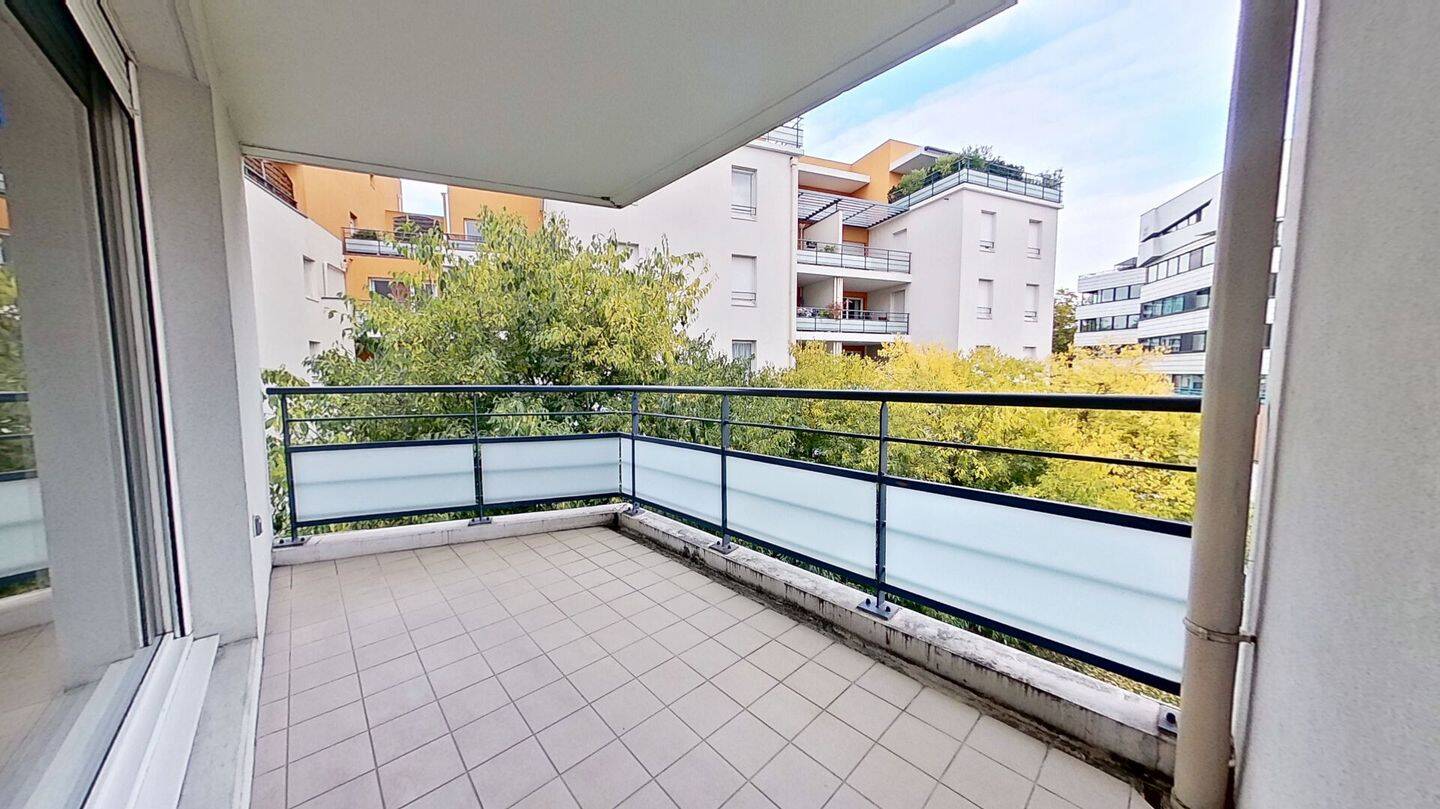 Appartement 2 pièces 41 m² · à Lyon 8ème Arrondissement · 40,7 m² · 714 €/mois