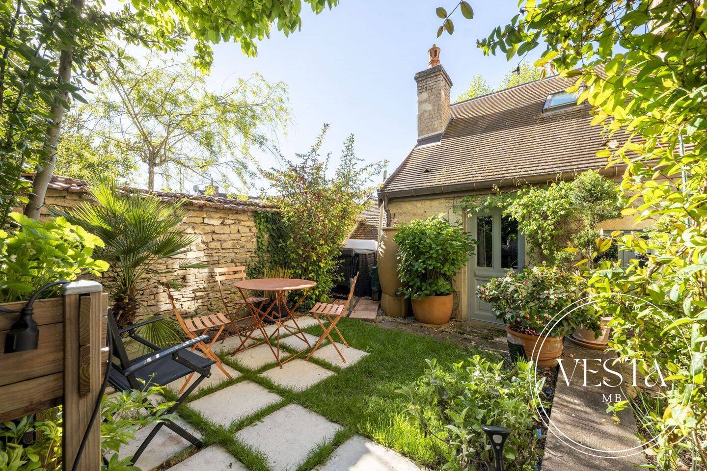 Maison 6 pièces 150 m² · à Fontaine-lès-Dijon · 150 m² · 455 000 €