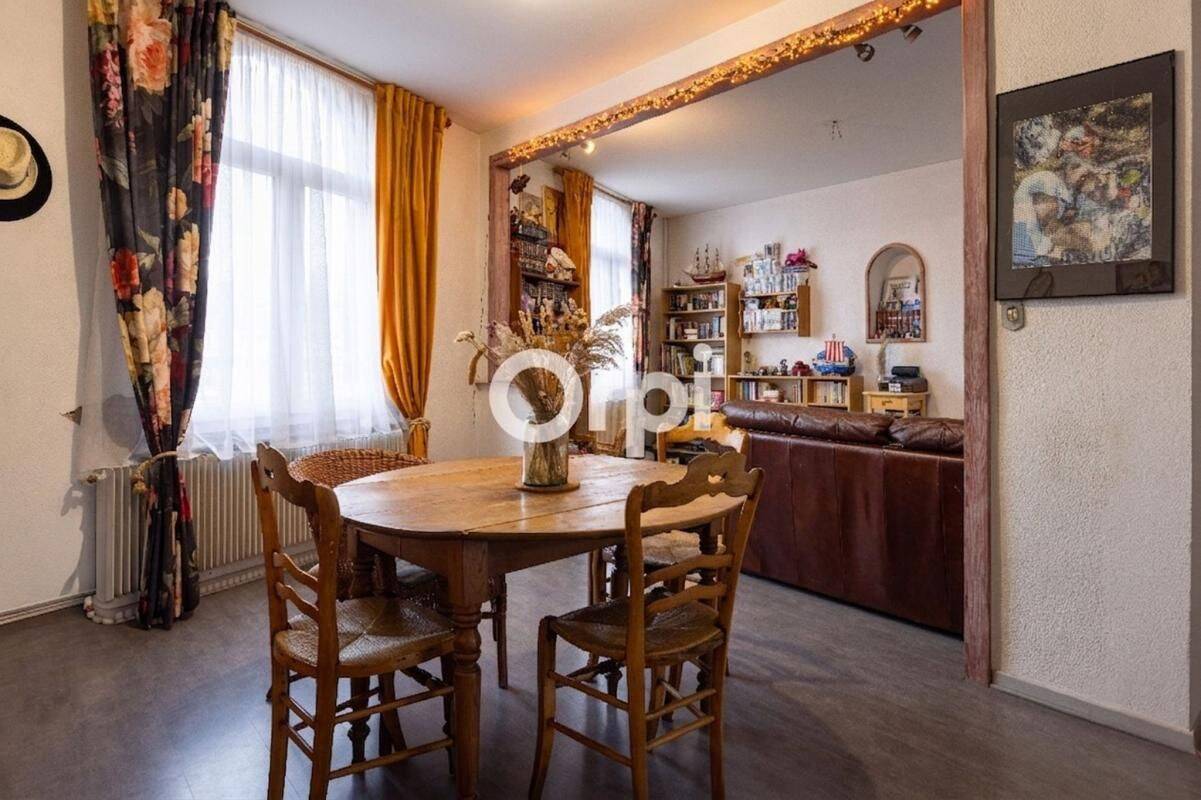 Maison 6 pièces 169 m² · à Lens · 169,1 m² · 151 690 €