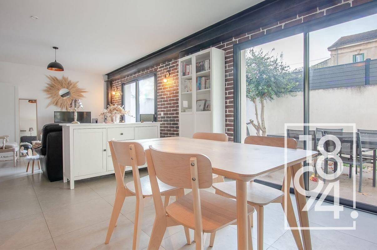 Appartement 3 pièces 65 m² · à Le Puy-Sainte-Réparade · 65 m² · 275 000 €