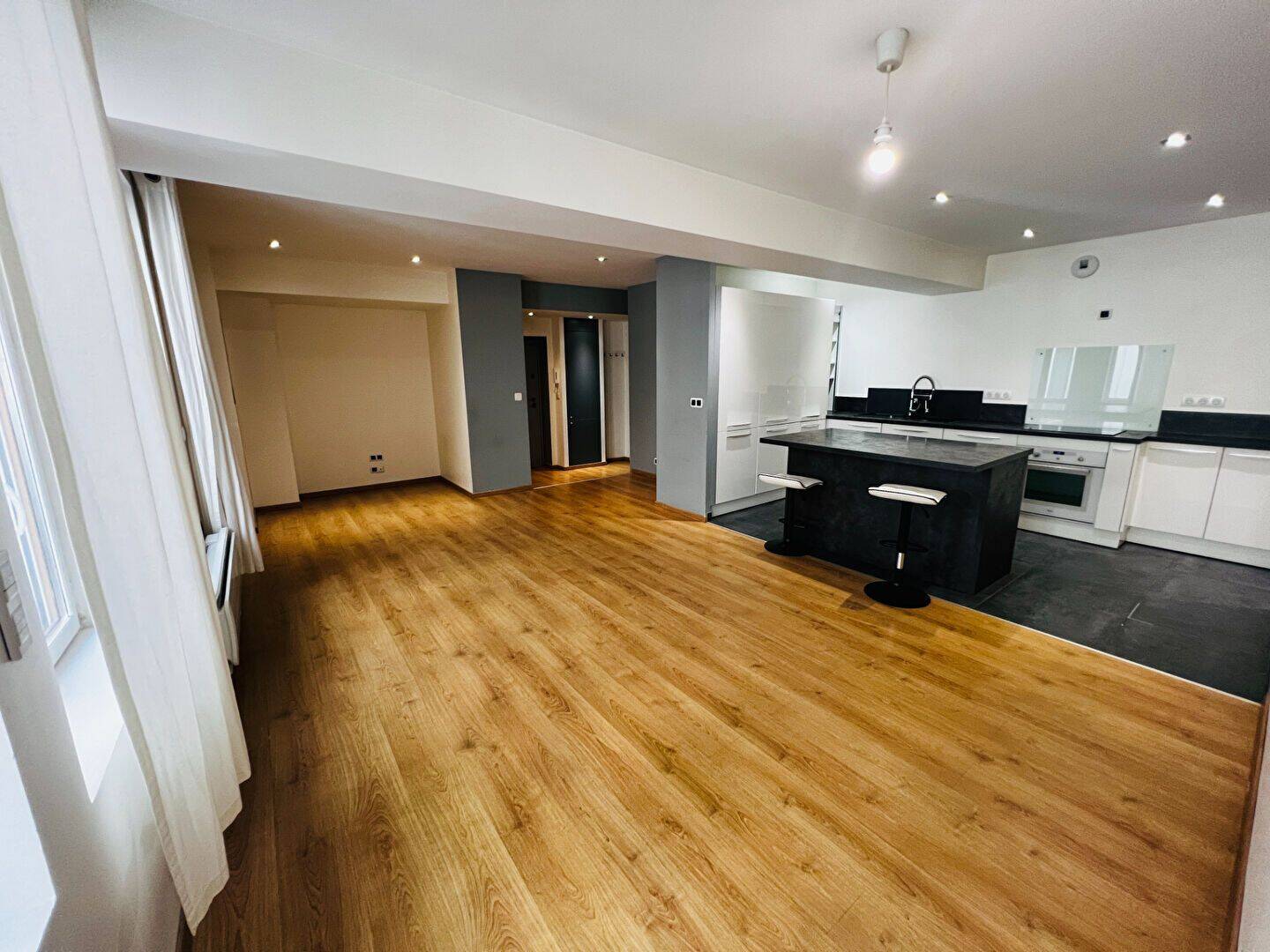 Appartement 6 pièces 120 m² · à Lyon 6ème Arrondissement · 120 m² · 2 093 €/mois
